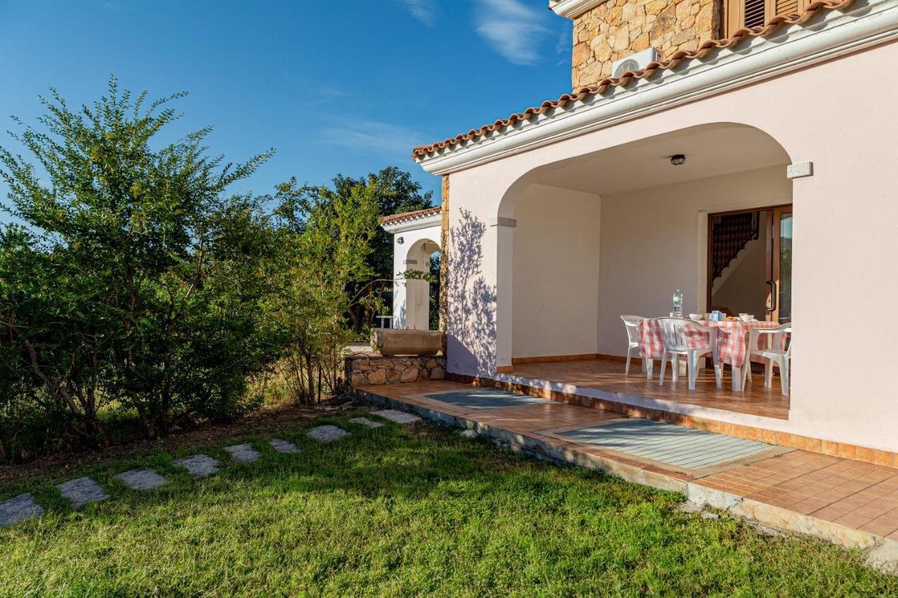 Appartamento Trilocale Vicino Al Centro Di San Teodoro San Teodoro  Kültér fotó